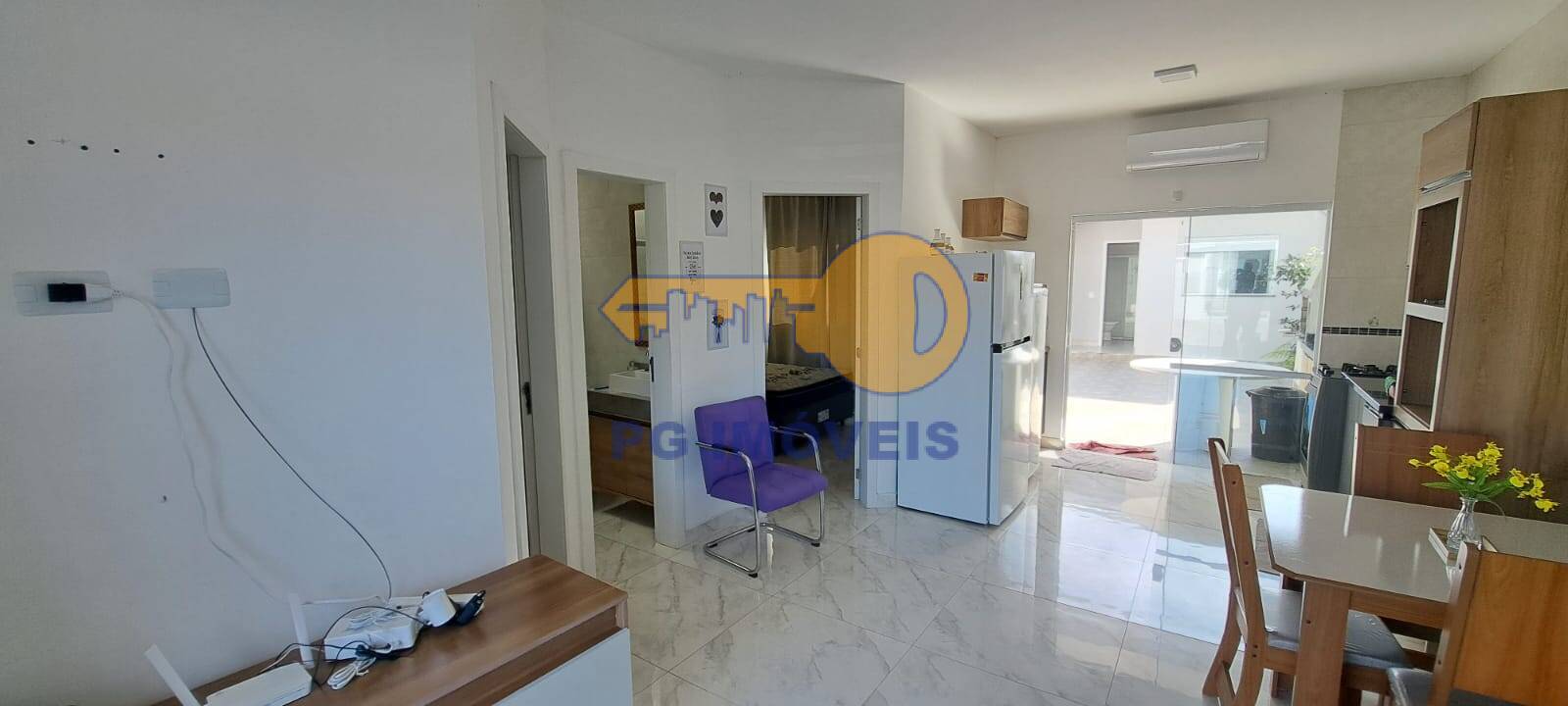 Casa à venda com 4 quartos, 180m² - Foto 8