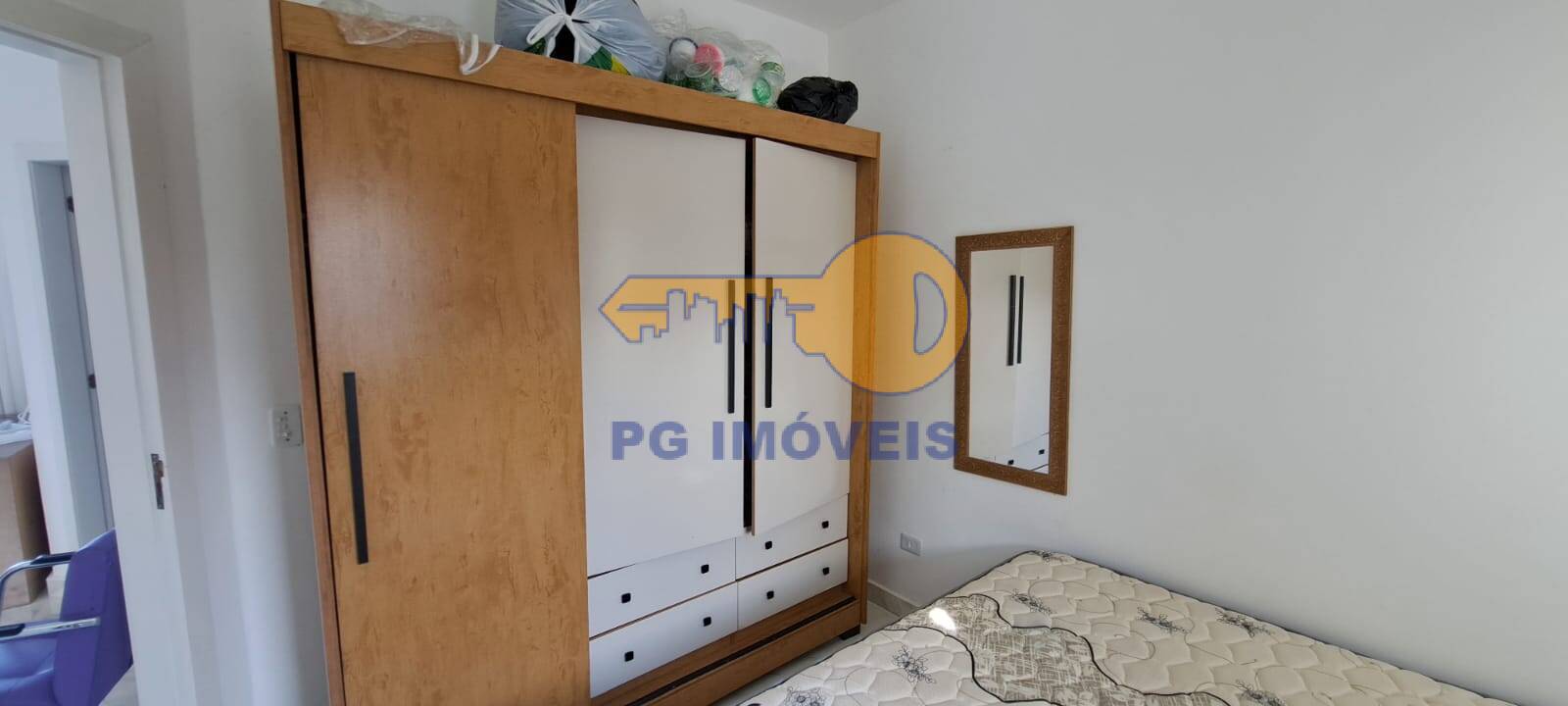 Casa à venda com 4 quartos, 180m² - Foto 10