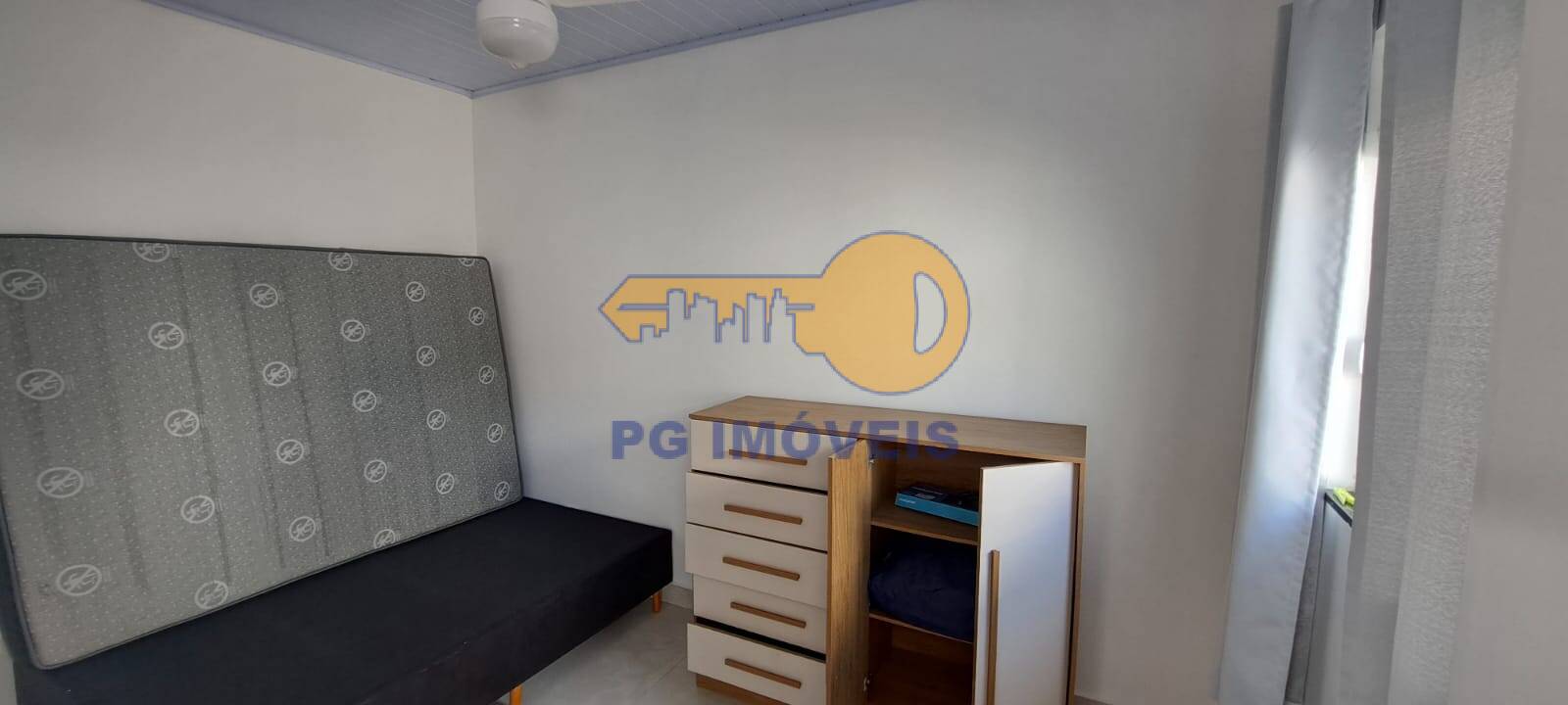 Casa à venda com 4 quartos, 180m² - Foto 25