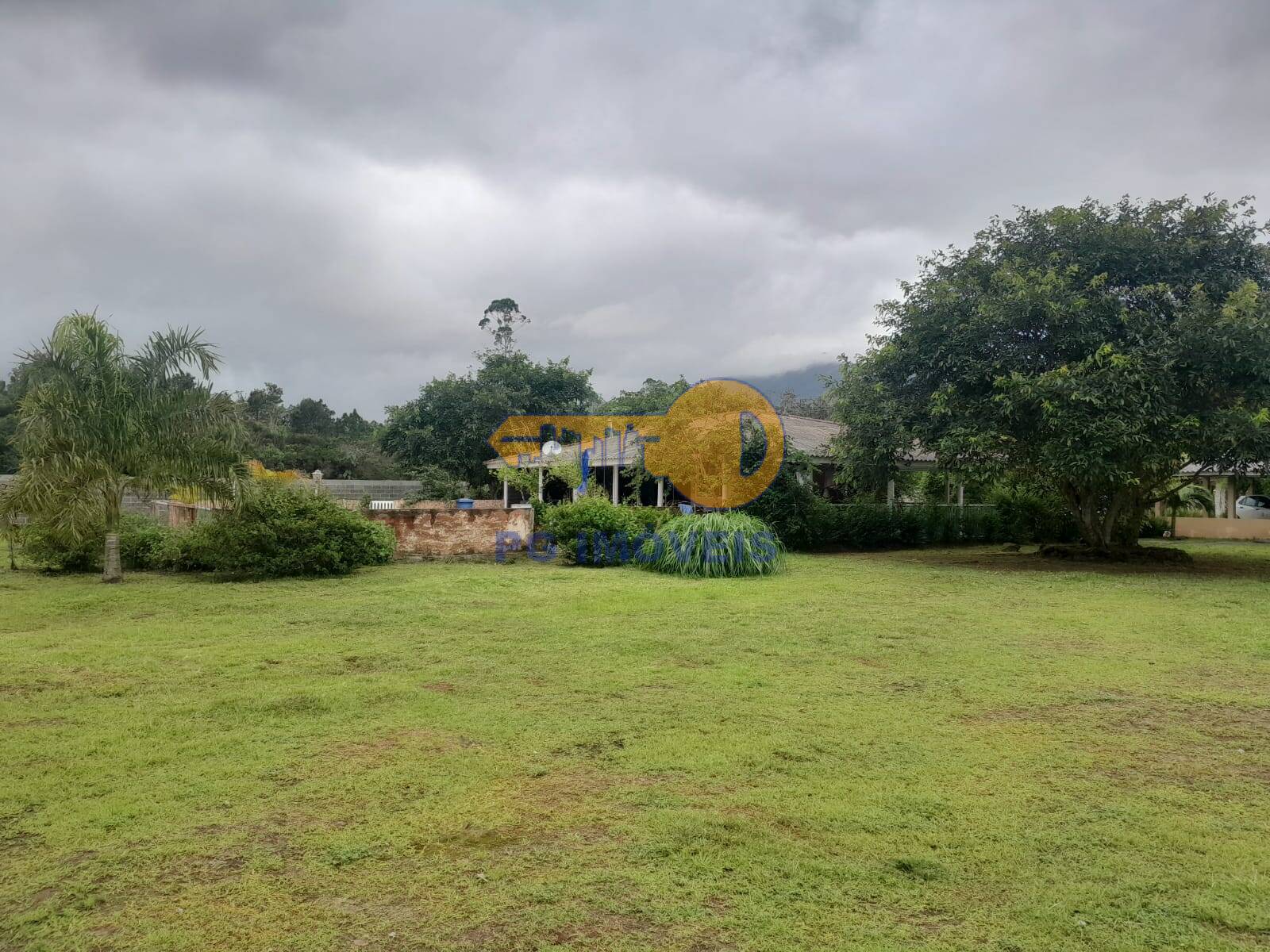 Chácara, 4 quartos, 5947 m² - Foto 2